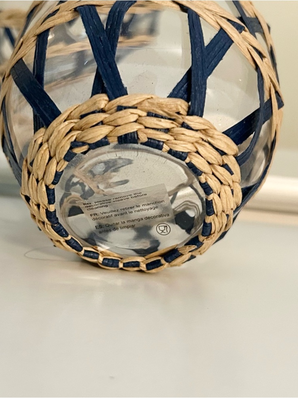 Mark & Graham hand woven stemless wine glasses - Picture 3 of 3